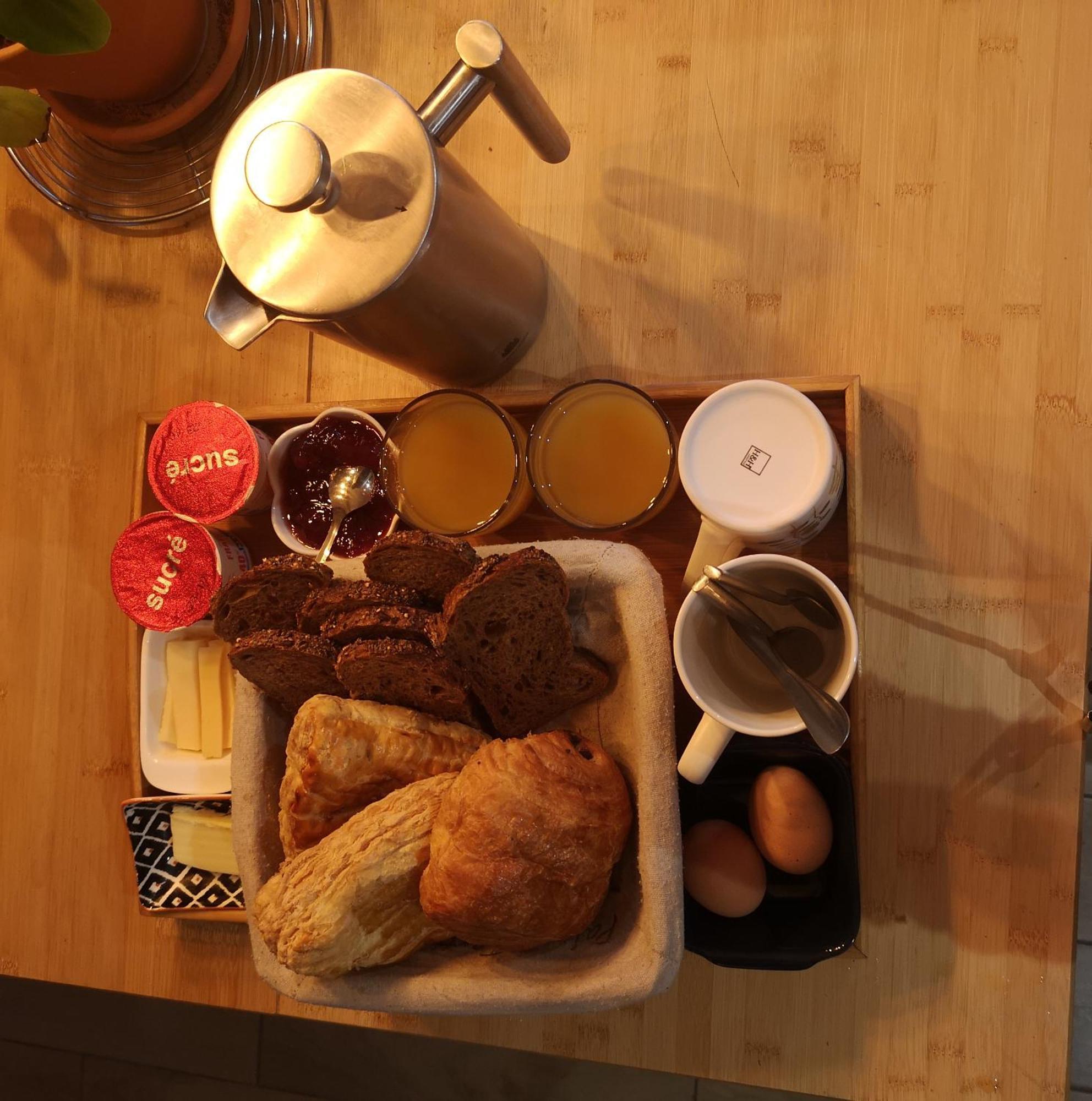 Pleslin-Trigavou Au Gray Du Temps Suspendu Bed & Breakfast エクステリア 写真