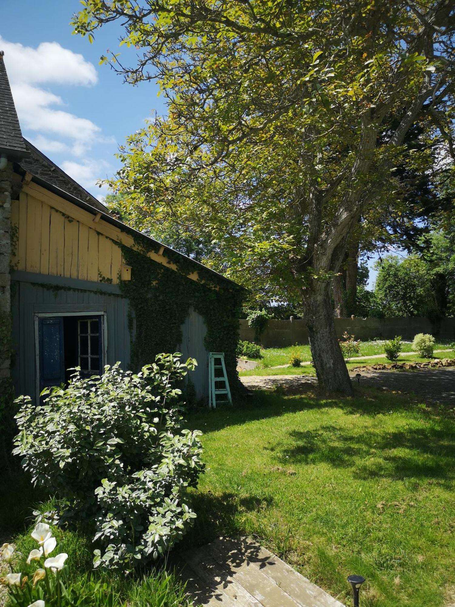 Pleslin-Trigavou Au Gray Du Temps Suspendu Bed & Breakfast エクステリア 写真
